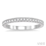1/4 Ctw Round Cut Diamond Wedding Band in 14K White Gold