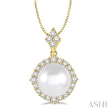 10 MM Cultured Pearl and 1/2 Ctw Round Cut Diamond Pendant in 14K Yellow Gold with chain