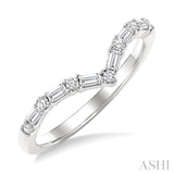 1/4 Ctw Baguette and Round Cut Diamond Chevron Fashion Ring in 14K White Gold