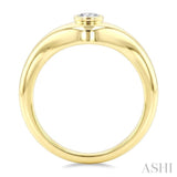 1/5 Ctw Round Cut Golden Glow Diamond Fashion Signet Ring in 10K Yellow Gold