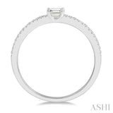 1/6 ctw Petite Baguette Center Round Cut Diamond Stack Band in 14K White Gold