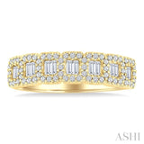 1/2 Ctw Interlocked Octagonal Shape Motif Fusion Baguette and Round Cut Diamond Fashion Band in 14K Yellow Gold