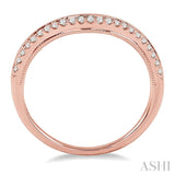 1/6 ctw Round Cut Diamond Wedding Band in 14K Rose Gold