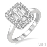 1/2 ctw Baguette & Round Cut Diamond Ring in 14K White Gold