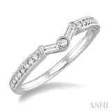 1/5 Ctw Chevron Centerpiece Baguette and Round Cut Diamond Band in 14K White Gold