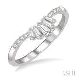 1/4 ctw Chevron Baguette Crown and Round Cut Diamond Fashion Ring in 14K White Gold